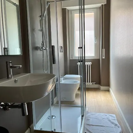 Ramie Centro Ponte Pietra * Verona